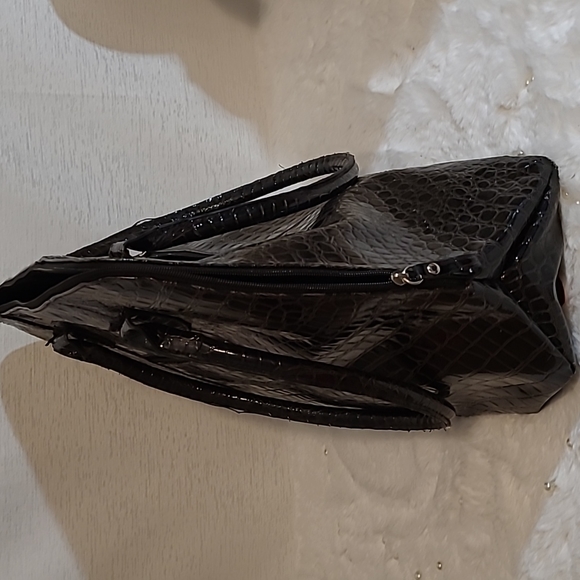 Great condition Dark brown large croc embossed tote - Picture 5 of 9